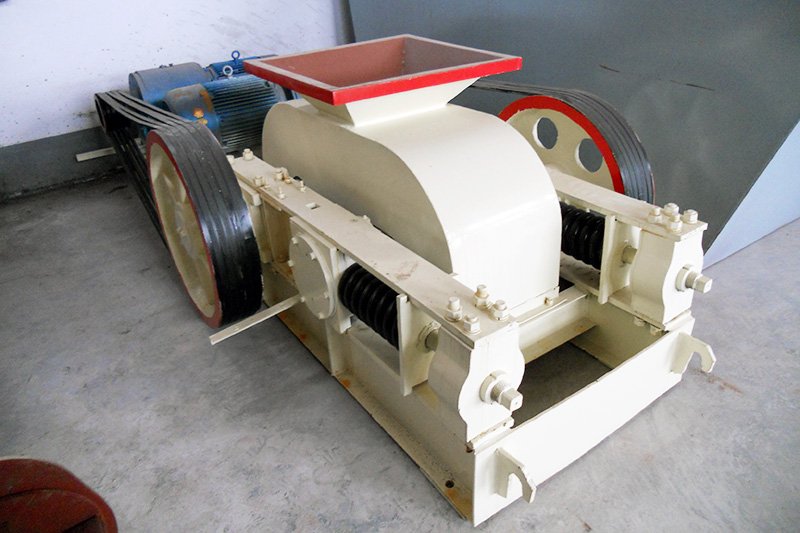 雙輥破碎機,對輥式制砂機 雙輥破碎機,對輥式制砂機