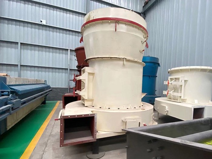 粉煤灰雷蒙磨粉機(jī) 粉煤灰雷蒙磨粉機(jī)
