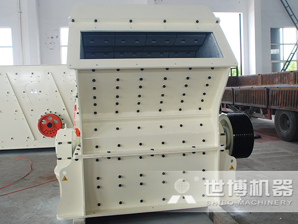 反擊式破碎機(反擊式石子破碎機) 反擊式破碎機(反擊式石子破碎機)