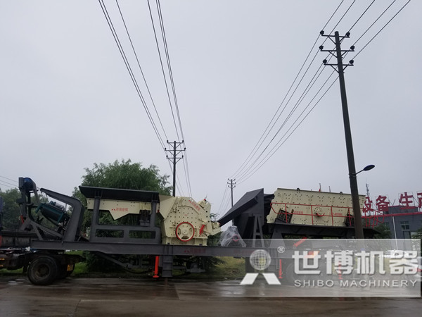 流動式建筑垃圾破碎機 流動式建筑垃圾破碎機