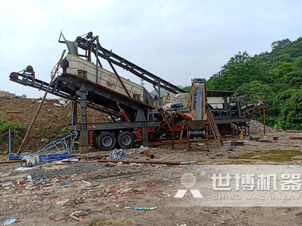 移動破碎站客戶現(xiàn)場 移動破碎站客戶現(xiàn)場