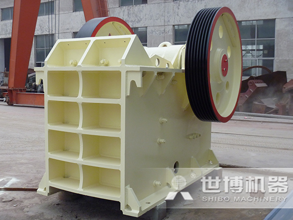 世博新型顎式破碎機 世博新型顎式破碎機