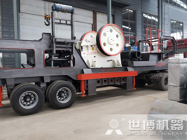 S-E69移動粗碎破石機 S-E69移動粗碎破石機