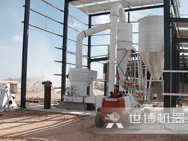 雷蒙磨粉機現場 雷蒙磨粉機現場