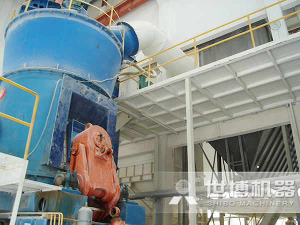 磨粉機現場 磨粉機現場