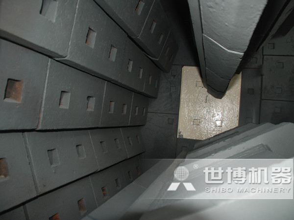 反擊式破碎機內部結構 反擊式破碎機內部結構