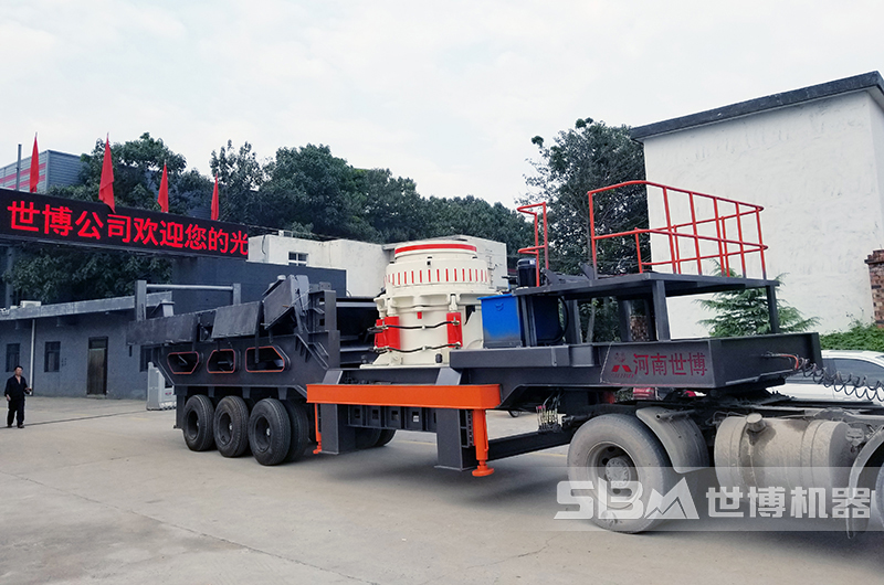 砂石移動(dòng)配置的移動(dòng)中細(xì)碎篩分機(jī) 砂石移動(dòng)配置的移動(dòng)中細(xì)碎篩分機(jī)