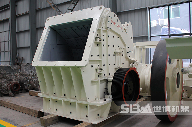 LF大口徑反擊式破碎機(jī) LF大口徑反擊式破碎機(jī)