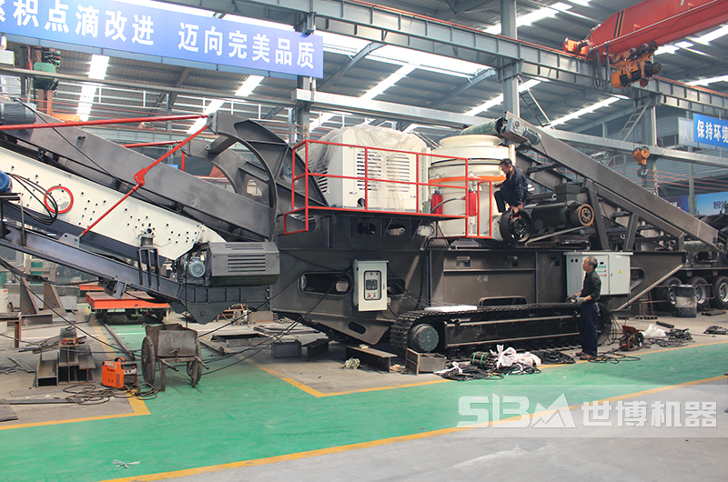 履帶中細碎篩分移動站 履帶中細碎篩分移動站