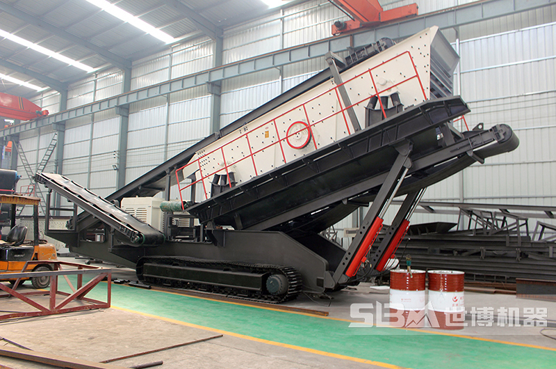 移動(dòng)鵝卵石分篩機(jī)生產(chǎn)車間 移動(dòng)鵝卵石分篩機(jī)生產(chǎn)車間