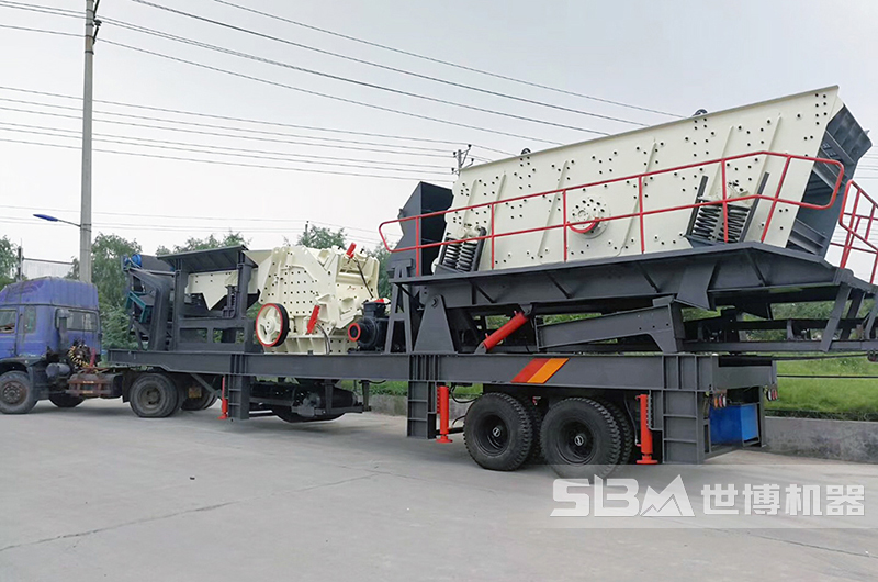 便捷式流動破碎機,三組合移動破碎站 便捷式流動破碎機,三組合移動破碎站