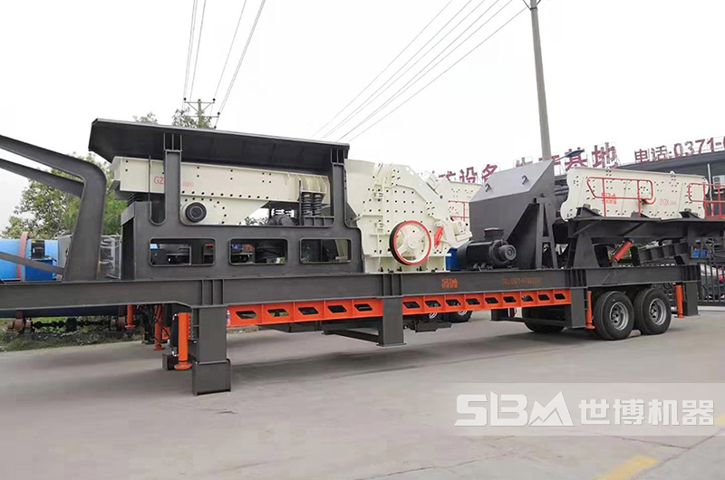 三組合移動(dòng)粉碎機(jī) 三組合移動(dòng)粉碎機(jī)