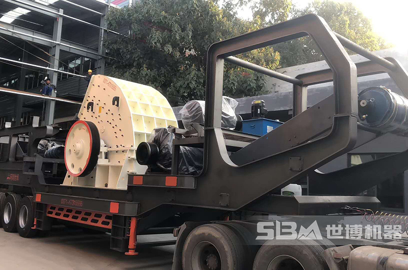 環(huán)錘式移動破碎機發(fā)貨圖 環(huán)錘式移動破碎機發(fā)貨圖