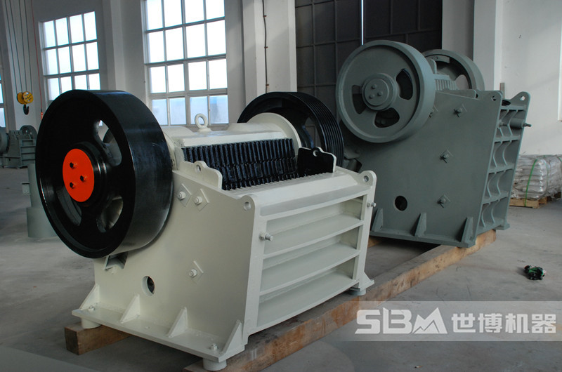 顎式細(xì)破碎機 顎式細(xì)破碎機