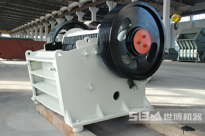 新型顎式破碎機 新型顎式破碎機