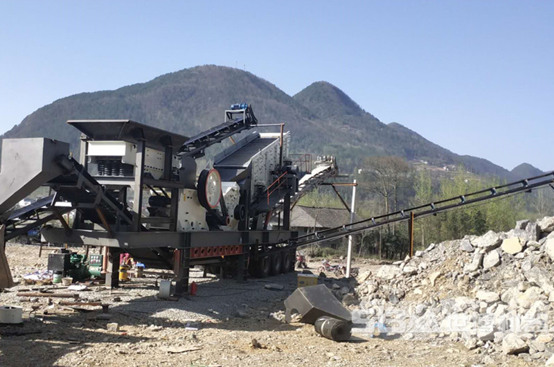破碎機現場,原礦石雜質較多 破碎機現場,原礦石雜質較多
