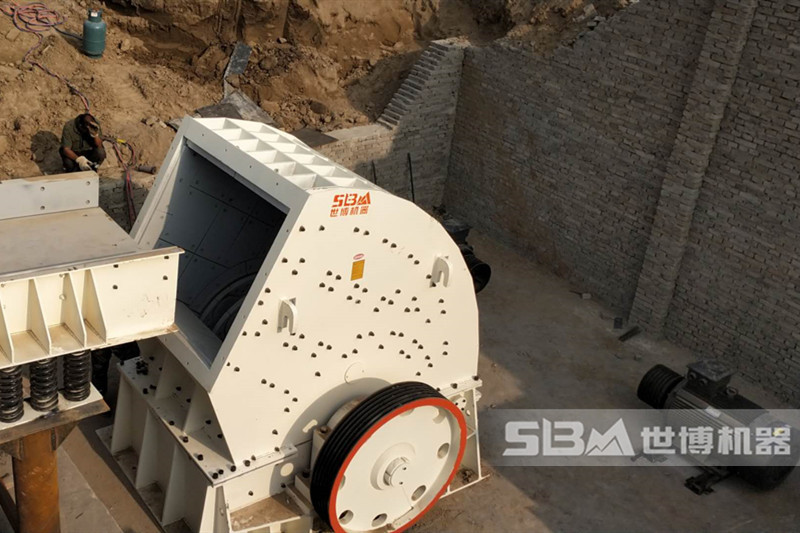 重錘式破碎機(jī) 重錘式破碎機(jī)