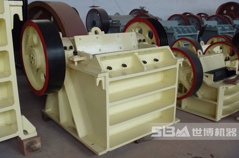 世博顎式破碎機(jī) 世博顎式破碎機(jī)