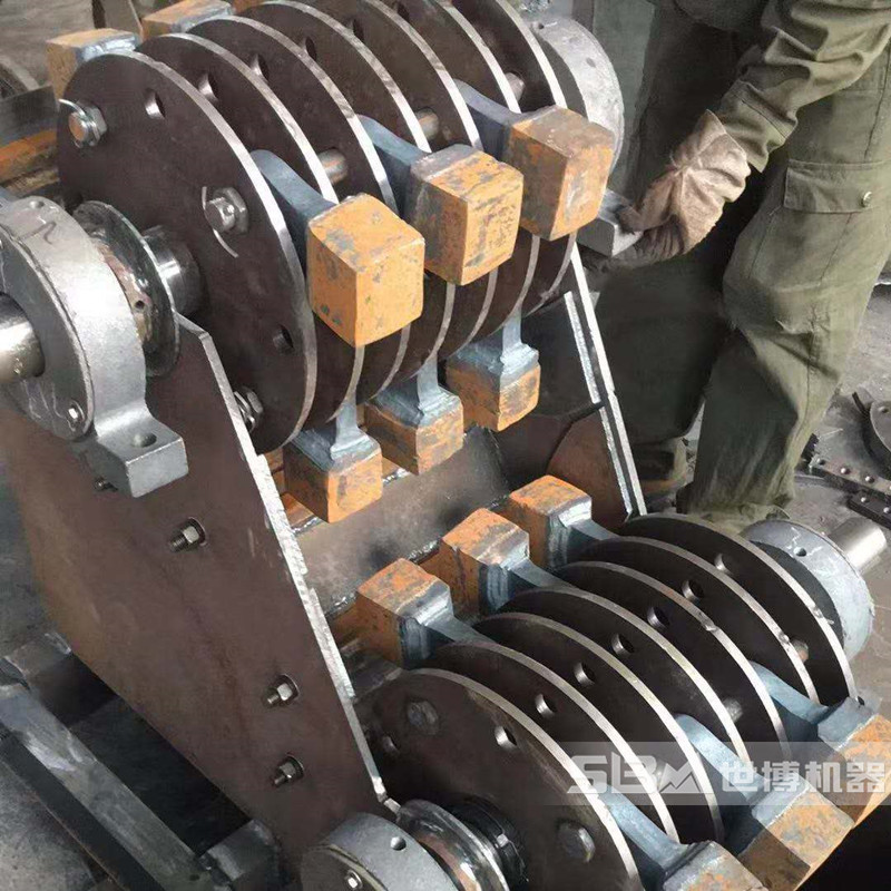 雙級破碎機內部結構圖 雙級破碎機內部結構圖