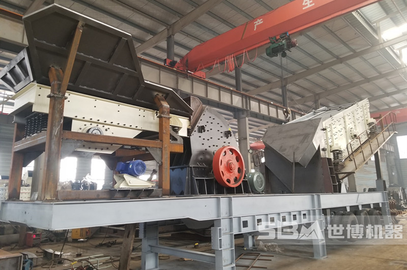 環保型移動煤矸石破碎機,三組合移動破碎機 環保型移動煤矸石破碎機,三組合移動破碎機