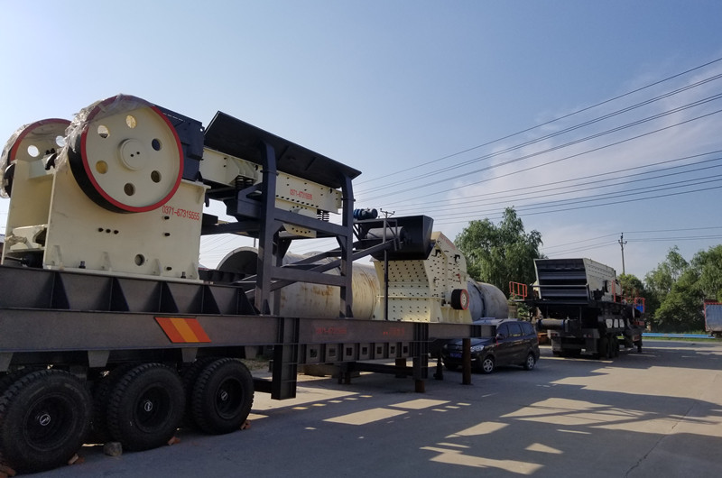 河南世博移動山石破碎機廠家 河南世博移動山石破碎機廠家