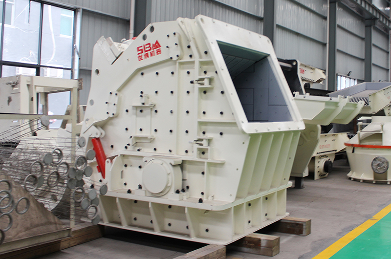 新型反擊式破碎機 新型反擊式破碎機