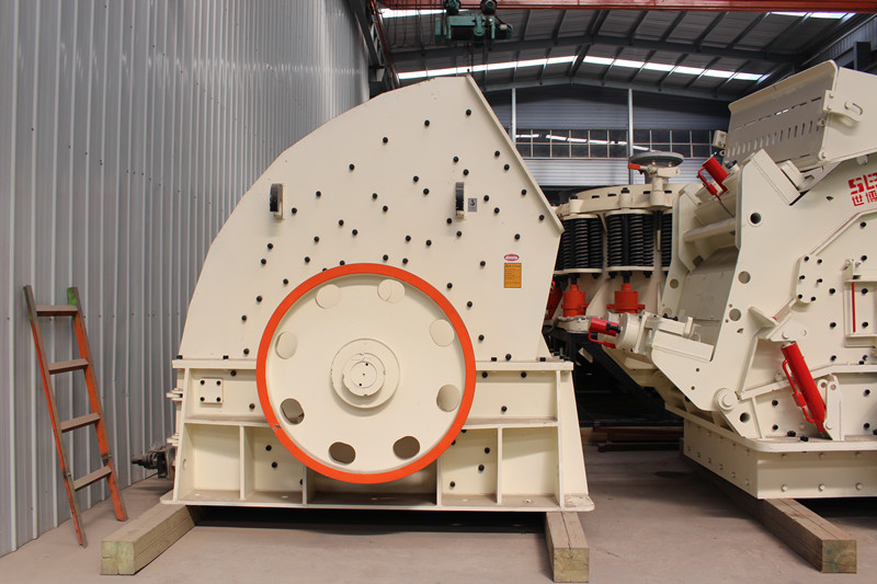 PCZ1512型號重錘破碎機 PCZ1512型號重錘破碎機