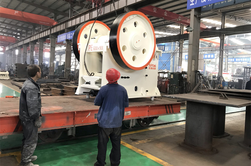 600*900鄂式破碎機裝車發貨 600*900鄂式破碎機裝車發貨