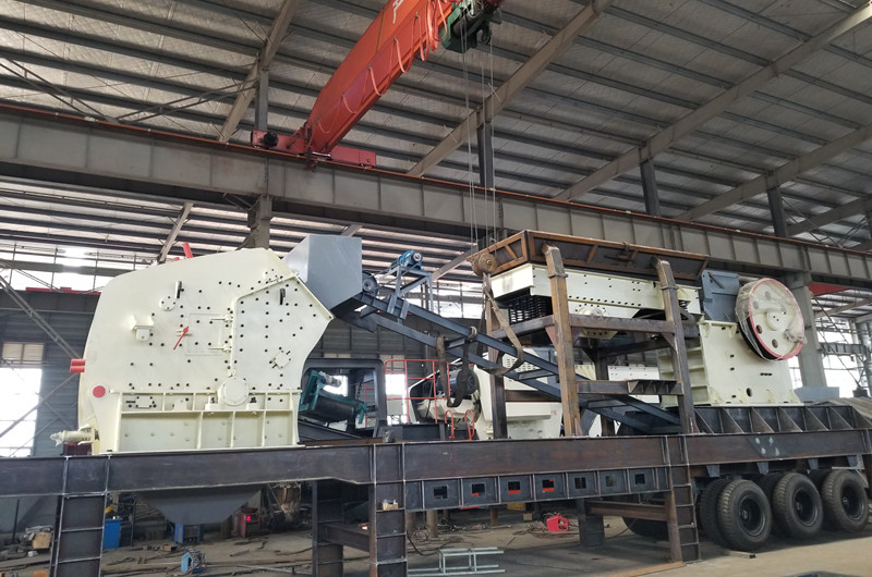 三組合移動破碎站 三組合移動破碎站