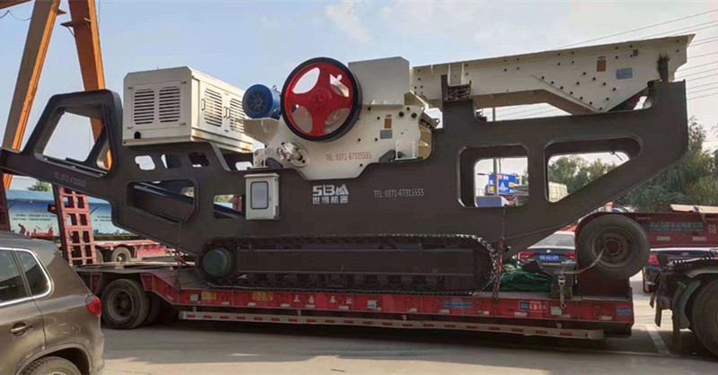 履帶顎破移動(dòng)破碎站裝車發(fā)貨 履帶顎破移動(dòng)破碎站裝車發(fā)貨