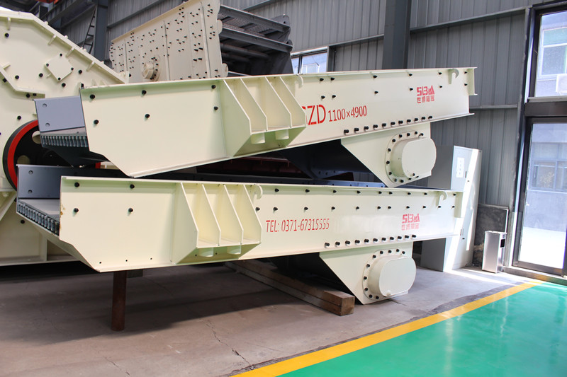 大型石料給料機(jī)設(shè)備,1100X4900大型給料機(jī) 大型石料給料機(jī)設(shè)備,1100X4900大型給料機(jī)