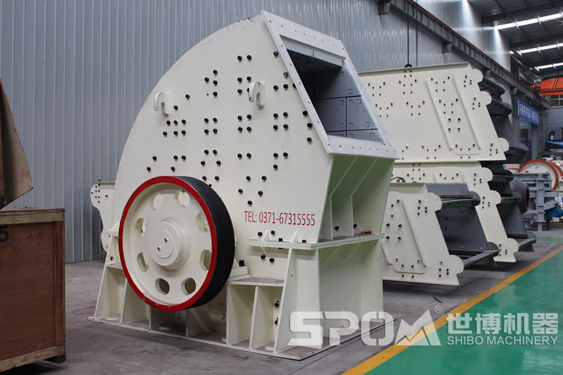 大進料口的重錘破 大進料口的重錘破