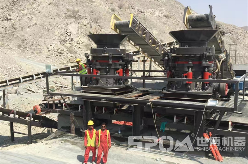 圖5,兩臺(tái)二破圓錐破碎機(jī) 圖5,兩臺(tái)二破圓錐破碎機(jī)