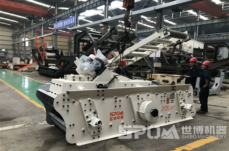 河南世博移動碎石機裝配車間 河南世博移動碎石機裝配車間