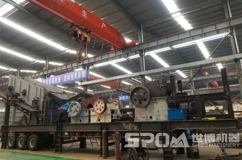 多機(jī)組合移動(dòng)破碎生產(chǎn)線 多機(jī)組合移動(dòng)破碎生產(chǎn)線