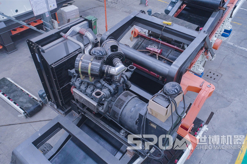 移動破碎站電機細節圖 移動破碎站電機細節圖