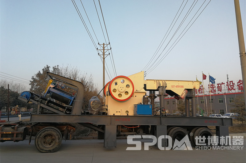 車子改裝小型移動鄂破機 車子改裝小型移動鄂破機