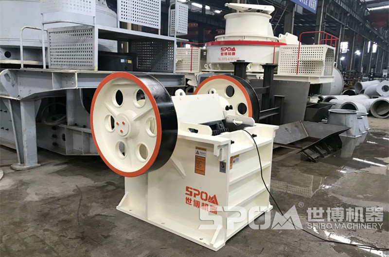 PE400×600顎式破碎機 PE400×600顎式破碎機