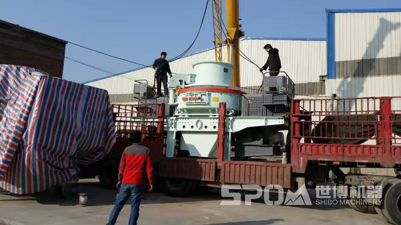 大型制砂機裝車發貨 大型制砂機裝車發貨