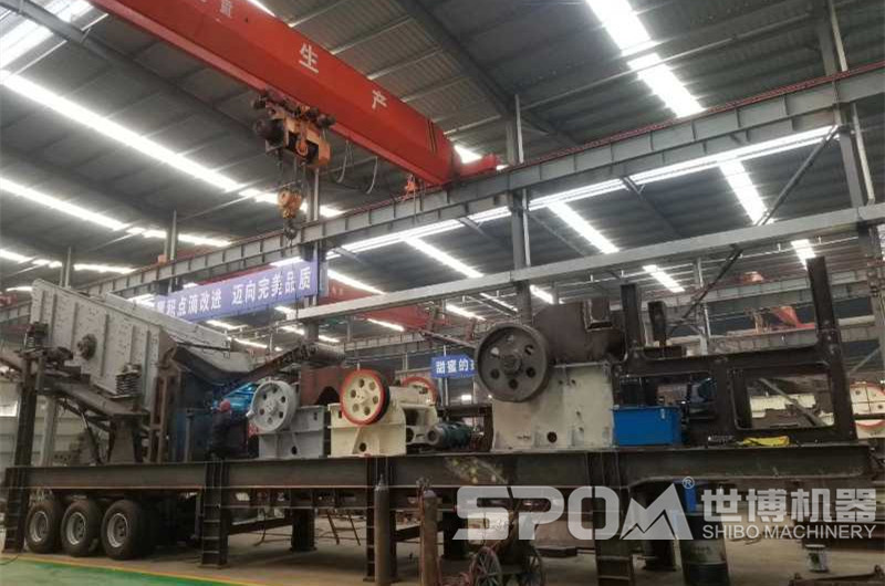 多機組合移動碎石設備 多機組合移動碎石設備