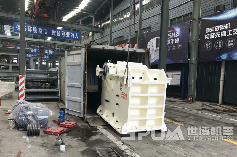 顎式破碎機裝車發貨 顎式破碎機裝車發貨