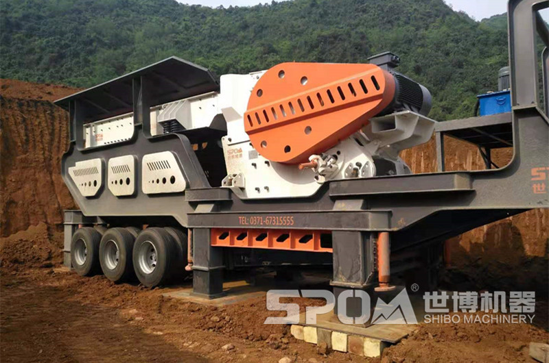 礦用大型移動(dòng)破碎站，輪胎顎破移動(dòng)站