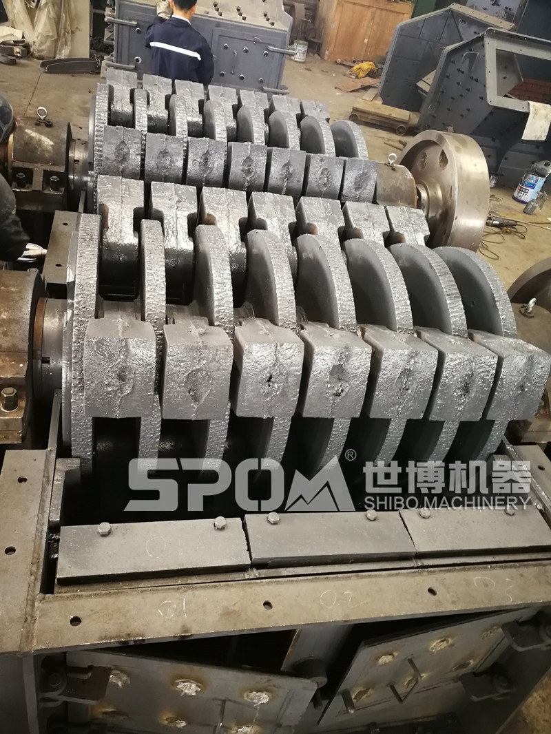 雙轉子制砂機內部結構圖 雙轉子制砂機內部結構圖