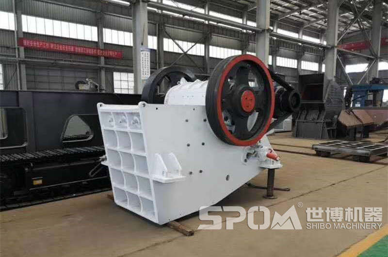 世博顎破碎石機生產車間 世博顎破碎石機生產車間