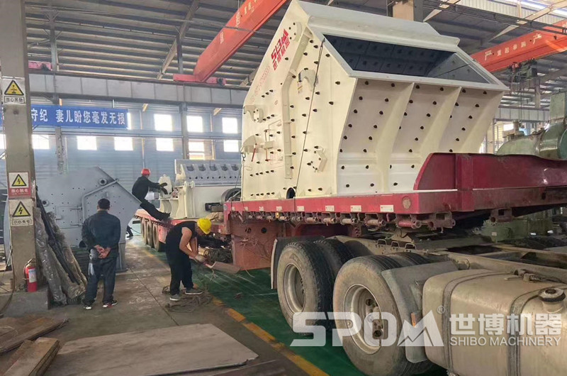 1520反擊破裝車發貨,機器太大拆分裝車 1520反擊破裝車發貨,機器太大拆分裝車