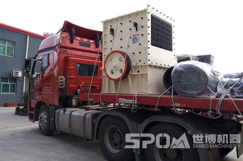 世博廠家箱式破碎機(jī)發(fā)貨 世博廠家箱式破碎機(jī)發(fā)貨