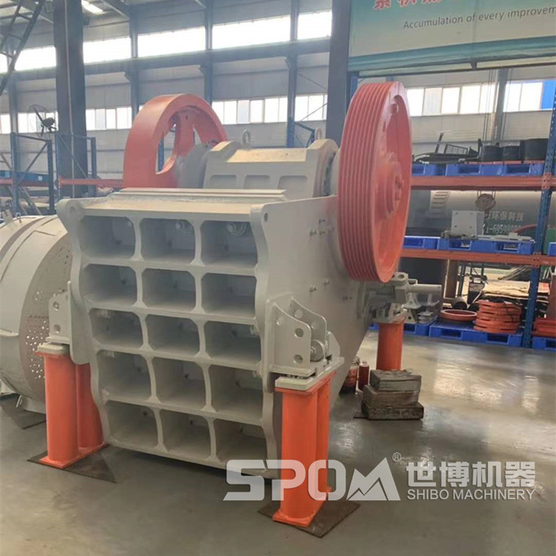 大型顎式破碎機 大型顎式破碎機