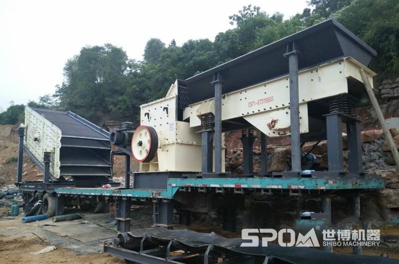 移動箱破三組合破碎站現場 移動箱破三組合破碎站現場