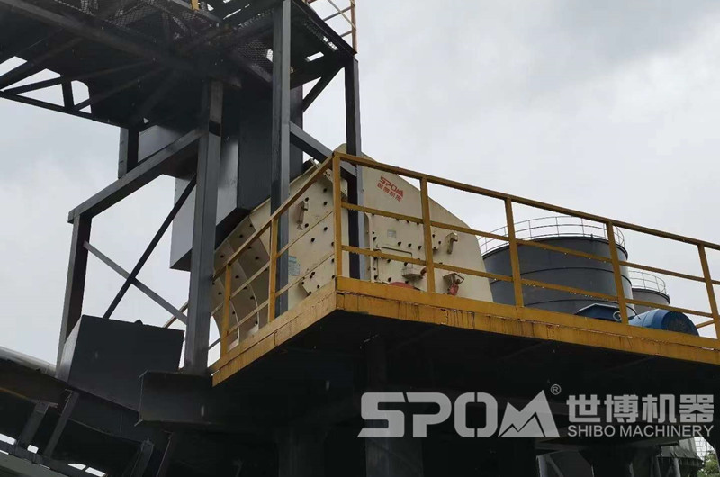 湖南客戶砂石生產線,反擊式破碎機現場圖 湖南客戶砂石生產線,反擊式破碎機現場圖