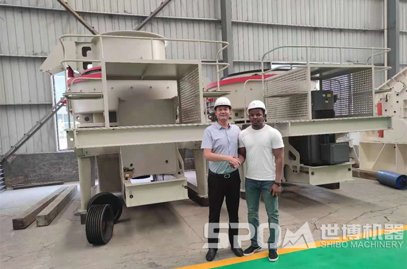 客戶來廠考察制砂機 客戶來廠考察制砂機